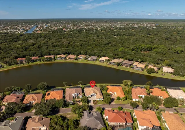 Photo 3 of Single family home for sale at 18 Oak View Cir E, Palm Coast, FL 32137 | MLS# FC321633 | Listing updated on 2026-10-07