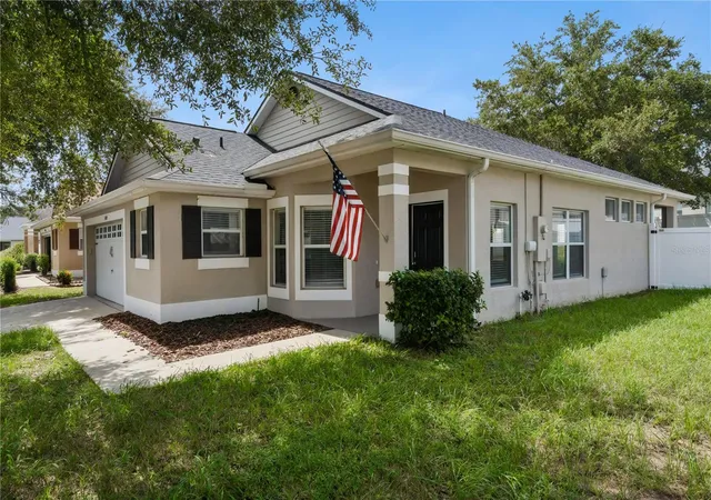 Photo 3 of Single family home for sale at 1409 Kellogg Dr, Tavares, FL 32778 | MLS# G5118133 | Listing updated on 2026-09-30