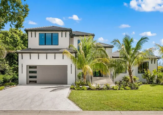 Photo 1 of Single family home for sale at 3360 Byp Sound, Longboat Key, FL 34228 | MLS# A4707025 | Listing updated on 2026-10-08
