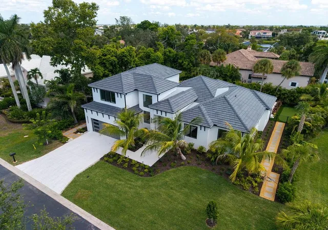 Photo 3 of Single family home for sale at 3360 Byp Sound, Longboat Key, FL 34228 | MLS# A4707025 | Listing updated on 2026-10-08