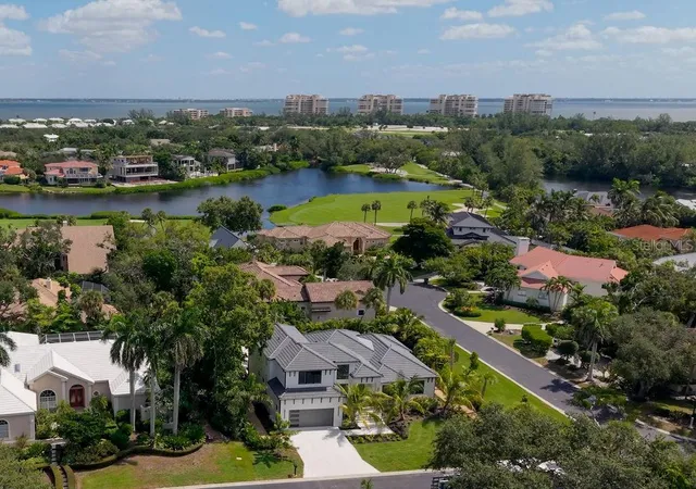 Photo 4 of Single family home for sale at 3360 Byp Sound, Longboat Key, FL 34228 | MLS# A4707025 | Listing updated on 2026-10-08