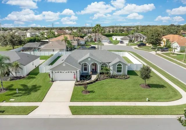 Photo 1 of Single family home for sale at 3403 Gator Bay Crk Blvd, Saint Cloud, FL 34772 | MLS# S5158098 | Listing updated on 2026-09-24