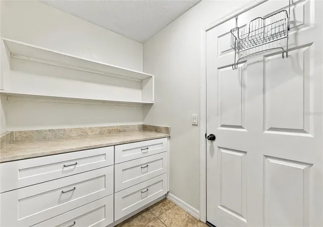Photo 3 of Single family home for sale at 5500 Ansley Way, Mount Dora, FL 32757 | MLS# O6443945 | Listing updated on 2026-10-03