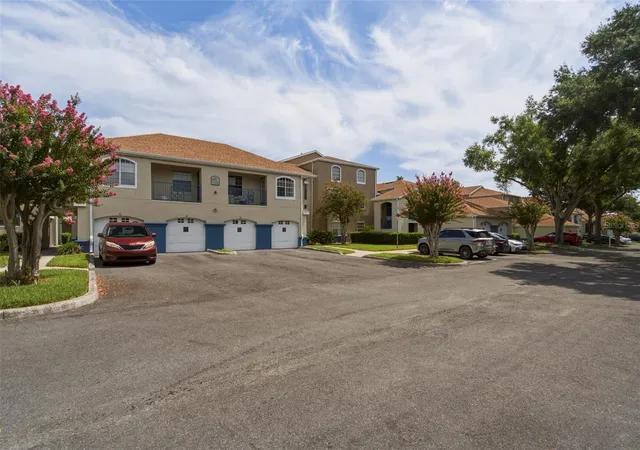 Photo 2 of Condo for sale at 7300 Westpointe Blvd #725, Orlando, FL 32835 | MLS# O6443947 | Listing updated on 2026-10-06