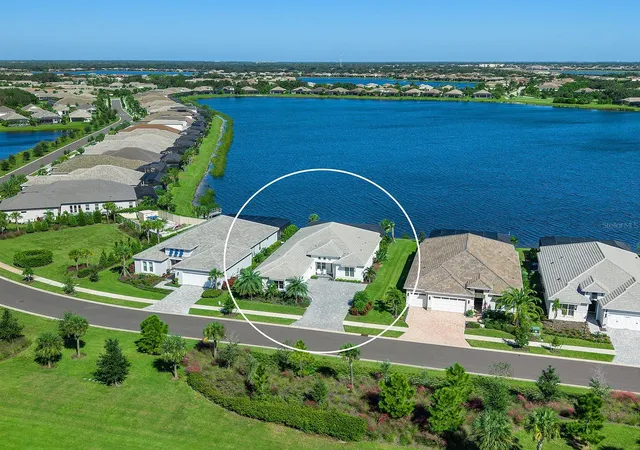 Photo 3 of Single family home for sale at 7959 Waterbend Trl, Sarasota, FL 34240 | MLS# A4707044 | Listing updated on 2026-10-29