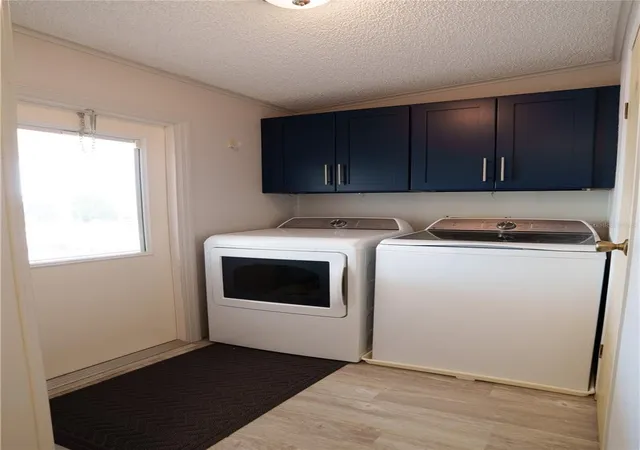 Photo 3 of Manufactured home for sale at 12241 Pawnee Dr, Hudson, FL 34667 | MLS# TB8551187 | Listing updated on 2026-10-01
