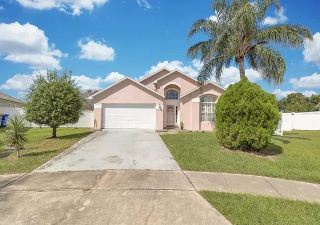 Photo 1 of Single family home for sale at 2300 Finwick Ct, Kissimmee, FL 34743 | MLS# S5158099 | Listing updated on 2026-09-25