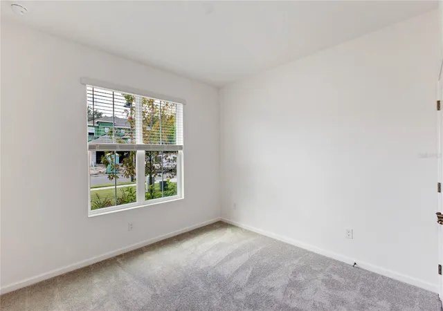 Photo 3 of Single family home for sale at 2252 Sirena Ln, Mount Dora, FL 32757 | MLS# O6443957 | Listing updated on 2026-09-23