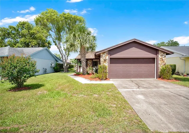 Photo 3 of Single family home for sale at 202 Doster Dr, Casselberry, FL 32707 | MLS# O6443960 | Listing updated on 2026-10-07