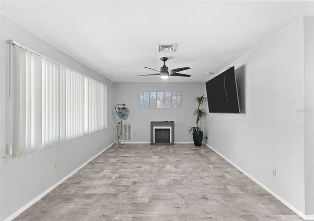 Photo 4 of Single family home for sale at 1283 Edenville Ave, Clearwater, FL 33764 | MLS# TB8551196 | Listing updated on 2026-09-24