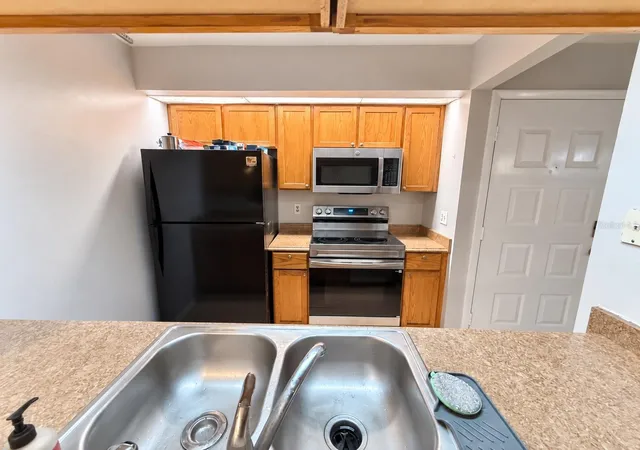 Photo 4 of Condo for sale at 4209 Winding Moss Trl #201, Tampa, FL 33613 | MLS# TB8551197 | Listing updated on 2026-09-26