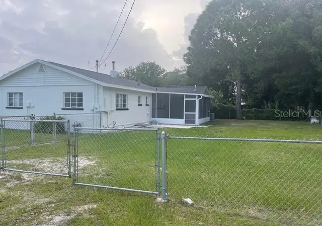 Photo 2 of Single family home for sale at 1901 W Saint Conrad St, Tampa, FL 33607 | MLS# TB8551198 | Listing updated on 2026-09-23