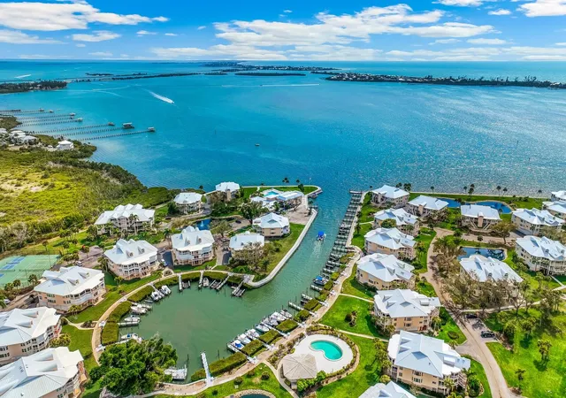 Condo for sale at 11000 Placida Rd #1073, PLACIDA, FL 33946 | MLS# D6148887