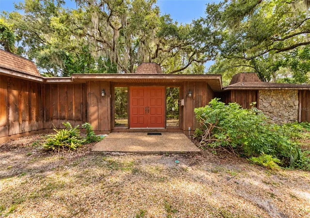Photo 2 of Single family home for sale at 4781 Stone Ridge Trl, Sarasota, FL 34232 | MLS# A4707060 | Listing updated on 2026-10-07