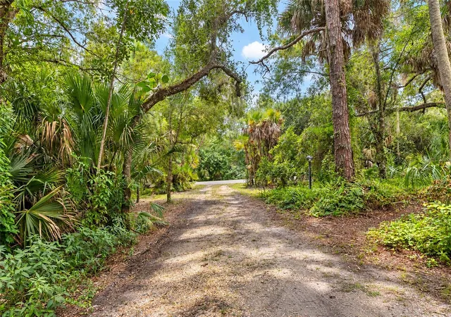 Photo 3 of Single family home for sale at 4781 Stone Ridge Trl, Sarasota, FL 34232 | MLS# A4707060 | Listing updated on 2026-10-07