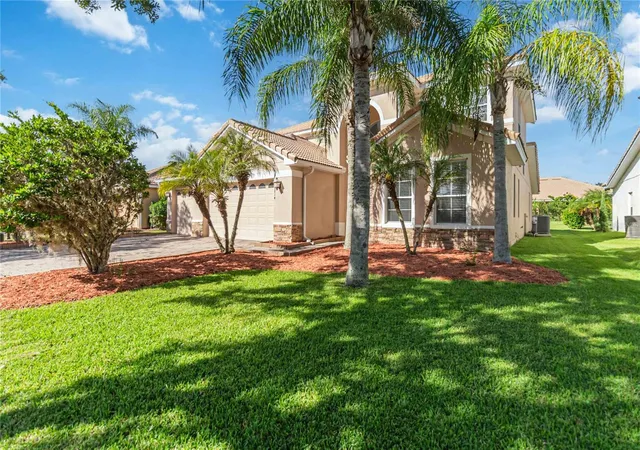 Photo 2 of Single family home for sale at 3814 Golden Feather Way, Kissimmee, FL 34746 | MLS# O6443971 | Listing updated on 2026-09-23