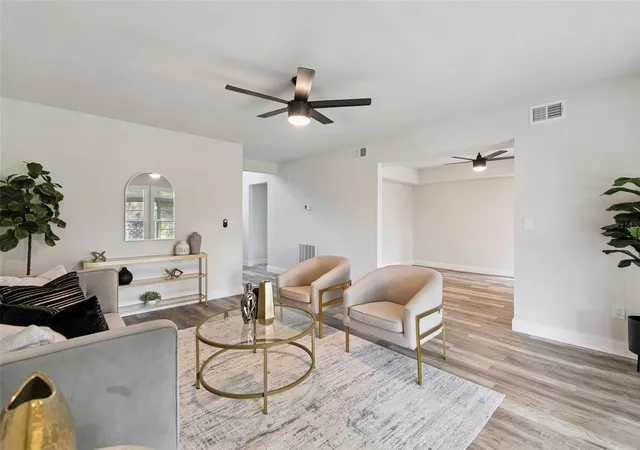 Photo 4 of Single family home for sale at 6624 Winterset Gdns Rd, Winter Haven, FL 33884 | MLS# O6443972 | Listing updated on 2026-09-23