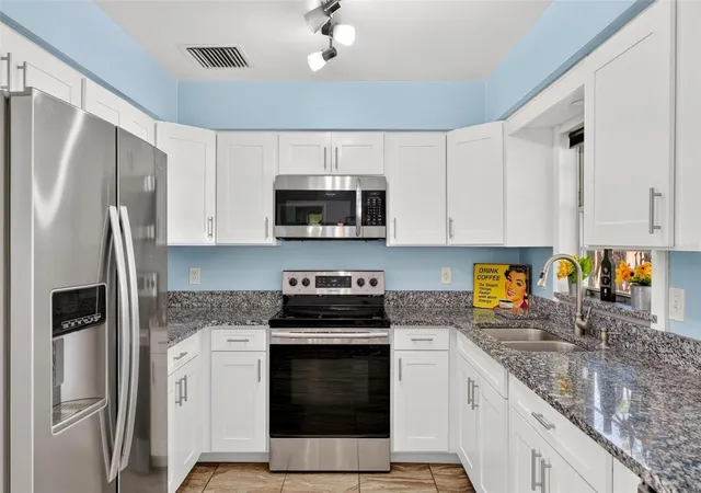 Photo 2 of Single family home for sale at 7723 Danu Dr, Orlando, FL 32822 | MLS# O6443975 | Listing updated on 2026-09-23