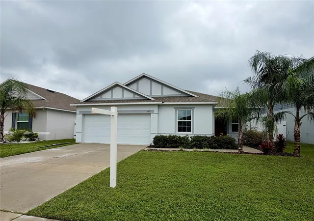 Photo 2 of Single family home for sale at 2021 Canton Park Dr, Winter Haven, FL 33881 | MLS# S5158103 | Listing updated on 2026-10-17