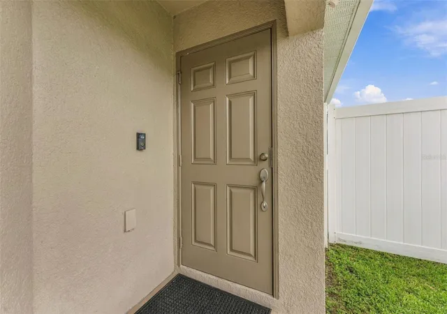Photo 4 of Single family home for sale at 3320 Cardinal Feather Dr, Land O Lakes, FL 34638 | MLS# TB8551224 | Listing updated on 2026-10-07