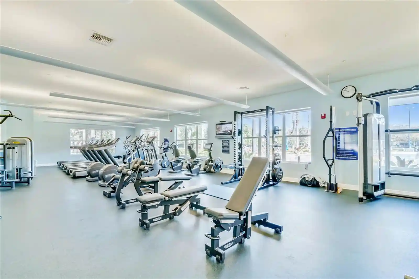 Listing Photo 37 - Condo for sale in 1357 Venezia Ct located at 1357 Venezia Ct, DAVENPORT, FL 33896 - Unit #402