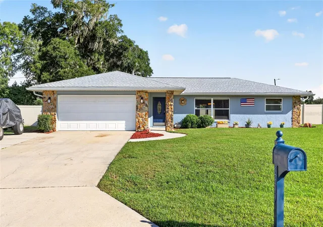 Single family home for sale at 2809 SE 36th Street, OCALA, FL 34471 | MLS# OM732733