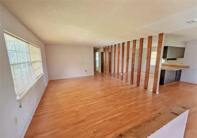 Photo 3 of Single family home for sale at 1291 Tivoli Dr, Deltona, FL 32725 | MLS# V4951438 | Listing updated on 2026-09-24