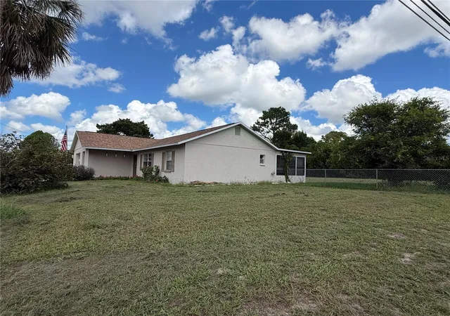 Photo 3 of Single family home for sale at 12035 Norvell Rd, Spring Hill, FL 34608 | MLS# W7889732 | Listing updated on 2026-10-01