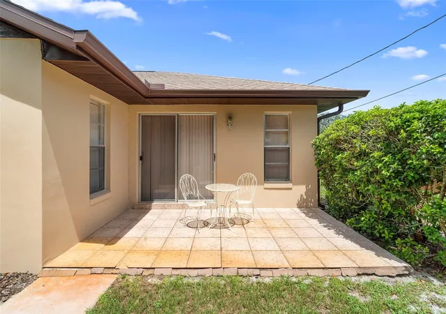 Photo 3 of Single family home for sale at 1051 Matterhorn St, Deltona, FL 32725 | MLS# O6443997 | Listing updated on 2026-09-24
