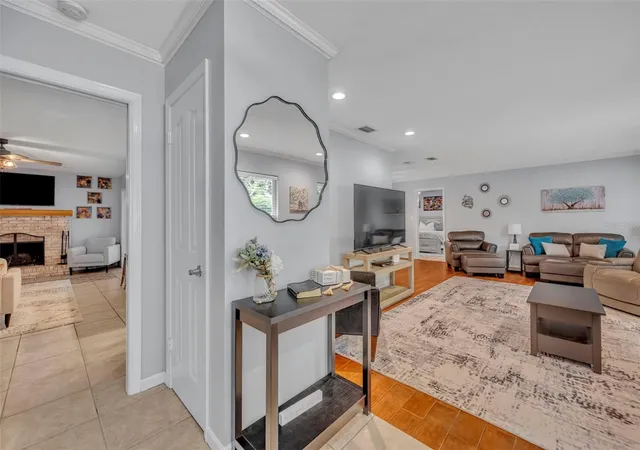 Photo 3 of Single family home for sale at 739 Roughbeard Rd, Winter Park, FL 32792 | MLS# O6444000 | Listing updated on 2026-09-25