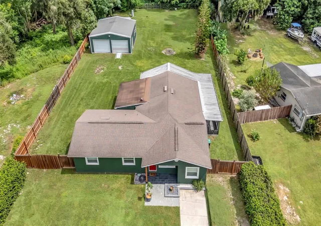 Photo 3 of Single family home for sale at 2923 Junction Rd, Zellwood, FL 32798 | MLS# TB8551239 | Listing updated on 2026-10-06