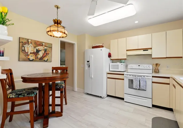 Photo 4 of Single family home for sale at 609 Bramblewood Ln #181, Englewood, FL 34223 | MLS# D6148891 | Listing updated on 2026-10-07