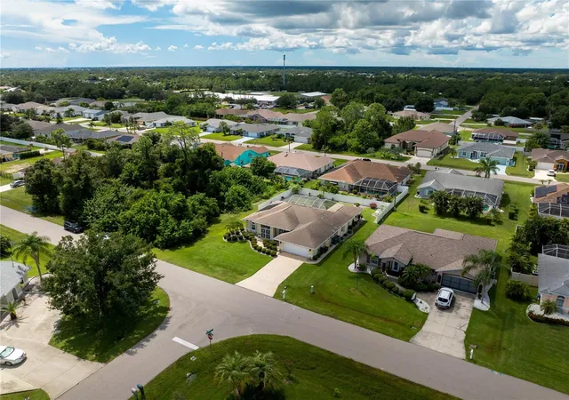 Photo 4 of Single family home for sale at 293 Rosemary St, Port Charlotte, FL 33954 | MLS# A4707073 | Listing updated on 2026-09-24