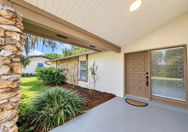 Photo 1 of Single family home for sale at 14420 SW 43rd Court Rd, Ocala, FL 34473 | MLS# R4912052 | Listing updated on 2026-09-23