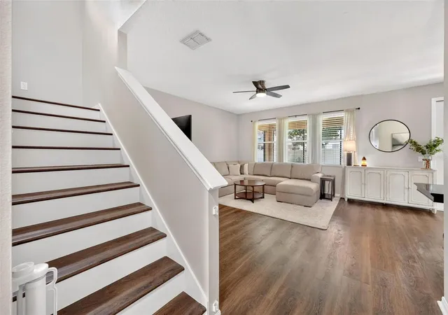 Photo 4 of Single family home for sale at 8113 Lazy Bear Ln, Winter Park, FL 32792 | MLS# O6444010 | Listing updated on 2026-09-27