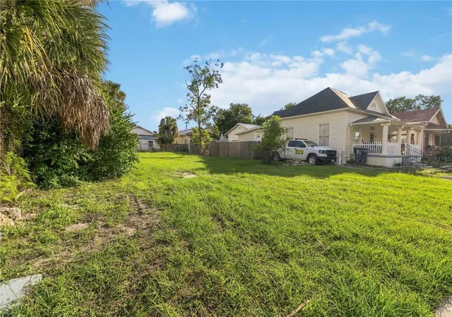 Photo 2 of Land for sale at 2520 W Palmetto St, Tampa, FL 33607 | MLS# TB8551246 | Listing updated on 2026-09-27