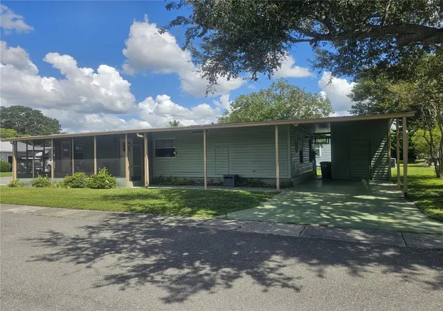 Photo 2 of Manufactured home for sale at 225 Tarpon Ln, Oldsmar, FL 34677 | MLS# TB8551252 | Listing updated on 2026-09-26