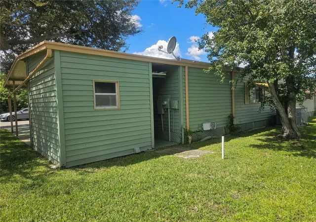 Photo 3 of Manufactured home for sale at 225 Tarpon Ln, Oldsmar, FL 34677 | MLS# TB8551252 | Listing updated on 2026-09-26