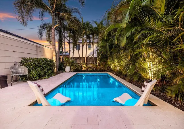 Photo 3 of Single family home for sale at 118 26th Avenue N, Saint Petersburg, FL 33704 | MLS# TB8551253 | Listing updated on 2026-10-09