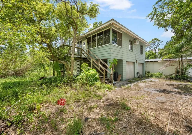 Photo 4 of Single family home for sale at 3601 Riverview Blvd, Bradenton, FL 34205 | MLS# A4707078 | Listing updated on 2026-09-23