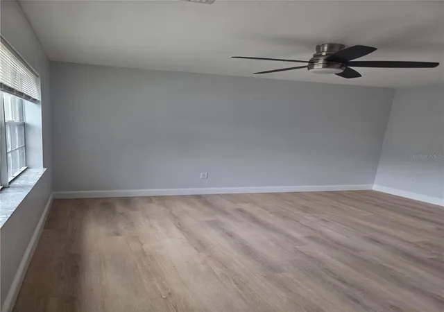 Photo 2 of Townhouse for sale at 302 Cervantes Dr, Kissimmee, FL 34743 | MLS# O6444024 | Listing updated on 2026-10-01