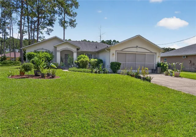 Photo 1 of Single family home for sale at 71 Richmond Dr, Palm Coast, FL 32164 | MLS# FC321641 | Listing updated on 2026-09-30