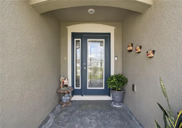 Photo 4 of Single family home for sale at 6884 Abbywood Ln, Zephyrhills, FL 33541 | MLS# TB8551261 | Listing updated on 2026-10-03