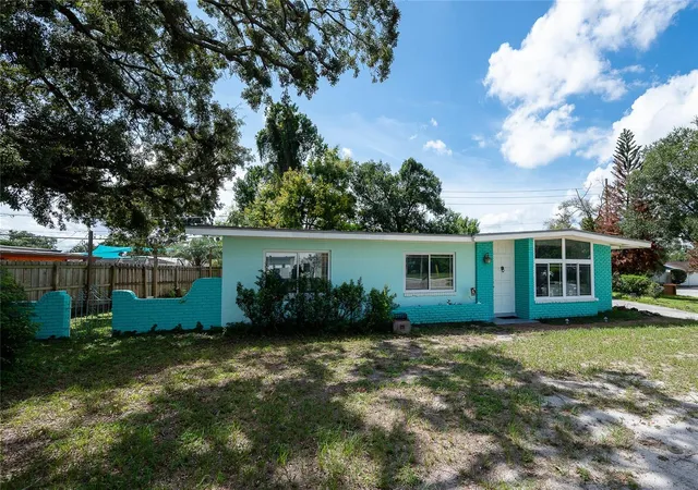 Photo 2 of Single family home for sale at 3000 Chelsea St, Orlando, FL 32803 | MLS# O6444027 | Listing updated on 2026-09-24