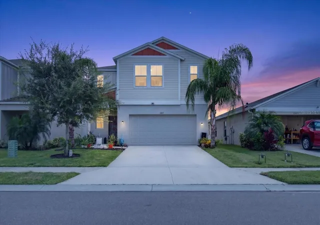 Photo 4 of Single family home for sale at 13077 Oak Hl Way, Parrish, FL 34219 | MLS# TB8551266 | Listing updated on 2026-09-25