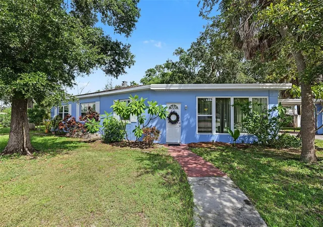 Photo 1 of Single family home for sale at 4139 1st Street Ne, Saint Petersburg, FL 33703 | MLS# TB8551268 | Listing updated on 2026-10-02