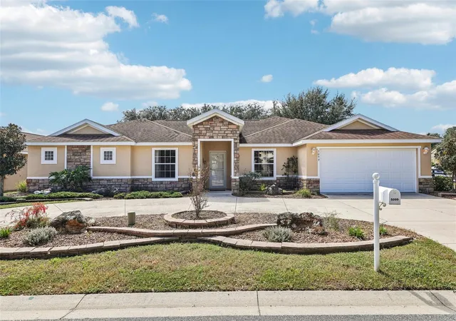 Photo 2 of Single family home for sale at 5099 Ne 124th Place, Oxford, FL 34484 | MLS# G5118148 | Listing updated on 2026-10-08