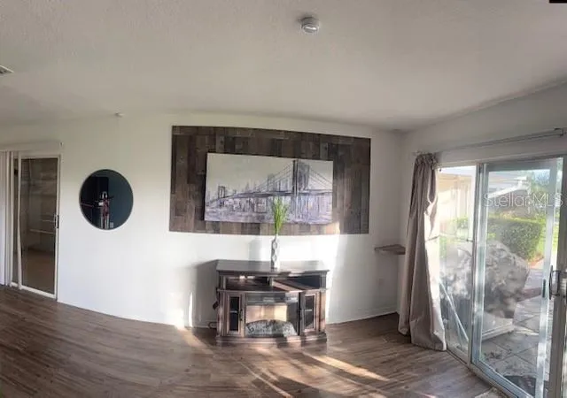 Photo 2 of Condo for sale at 1222 Villa Ln #136, Apopka, FL 32712 | MLS# O6444041 | Listing updated on 2026-09-23