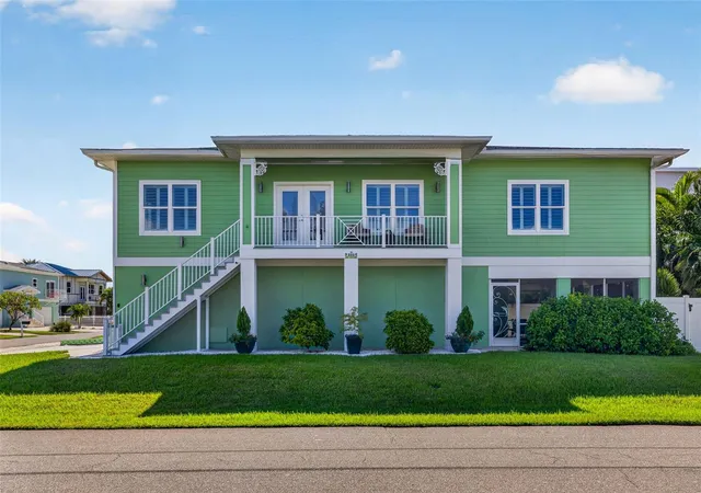 Photo 4 of Single family home for sale at 205 162nd Avenue, Redington Beach, FL 33708 | MLS# TB8551276 | Listing updated on 2026-10-14