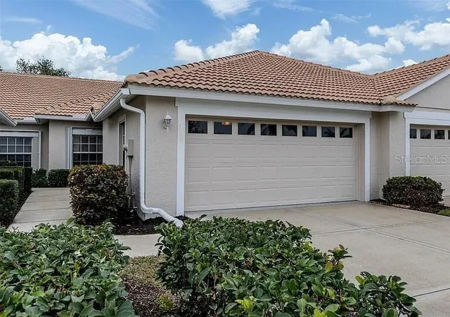 Photo 1 of Single family home for sale at 1830 San Silvestro Dr, Venice, FL 34285 | MLS# O6444042 | Listing updated on 2026-09-23